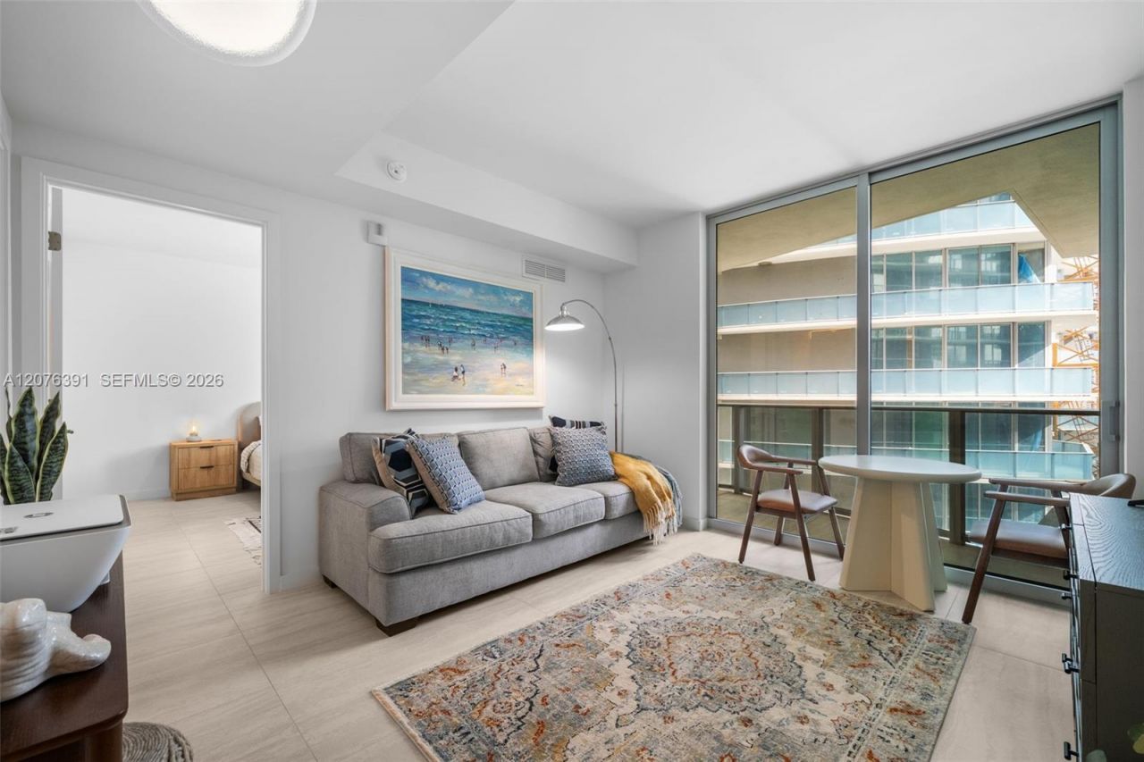 77 SE 5th St, Unit 2805, Miami, FL 33131 Photo