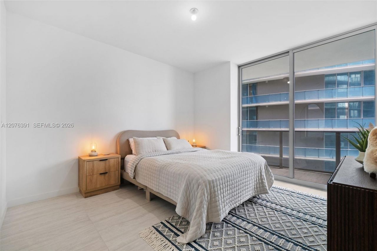 77 SE 5th St, Unit 2805, Miami, FL 33131 Photo