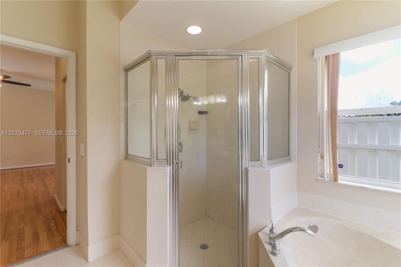 10256 NW 53rd Ct, Coral Springs, FL 33076 Photo