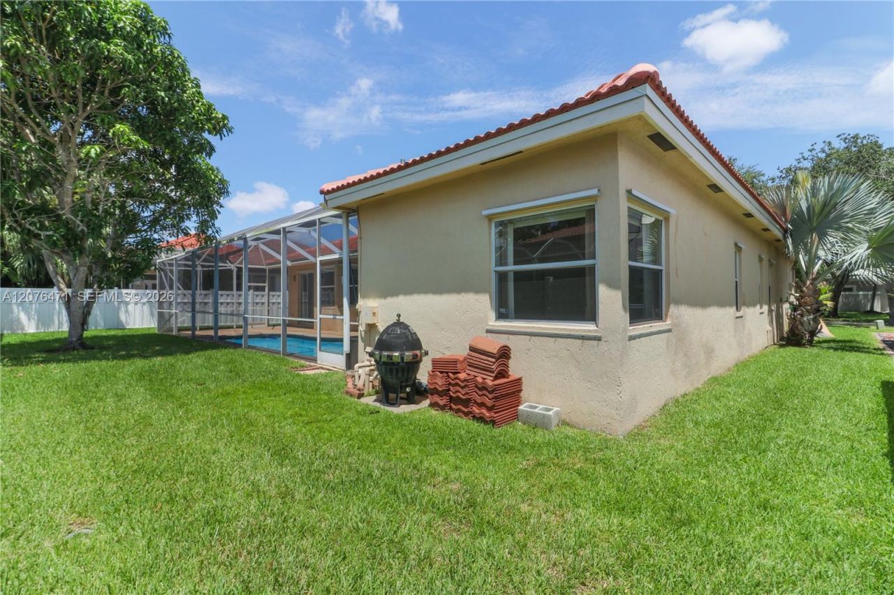 10256 NW 53rd Ct, Coral Springs, FL 33076 Photo