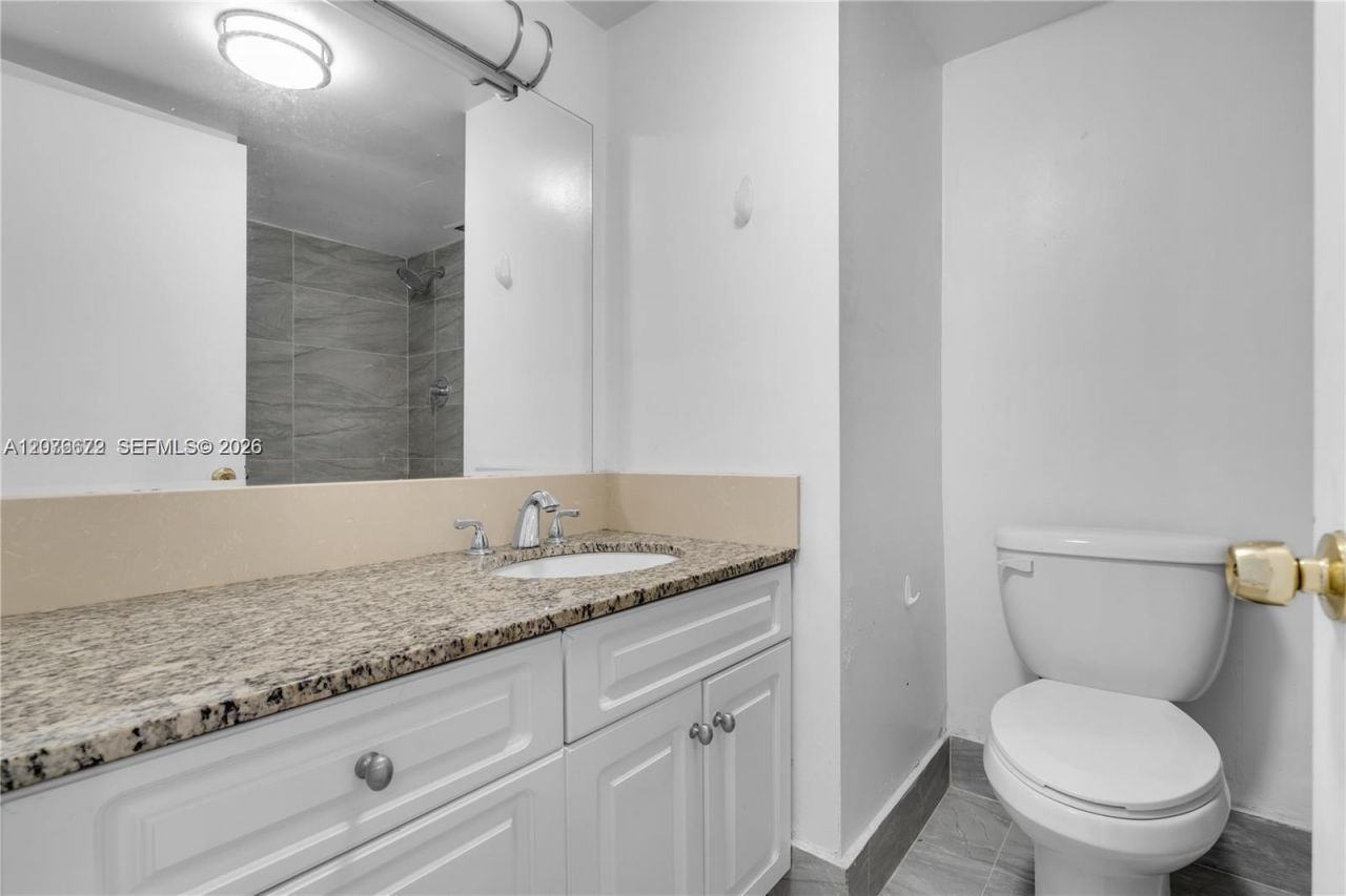 9001 SW 77th Ave, Unit C402, Miami, FL 33156 Photo