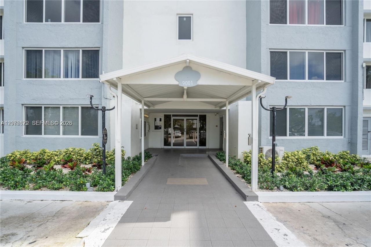 9001 SW 77th Ave, Unit C402, Miami, FL 33156 Photo