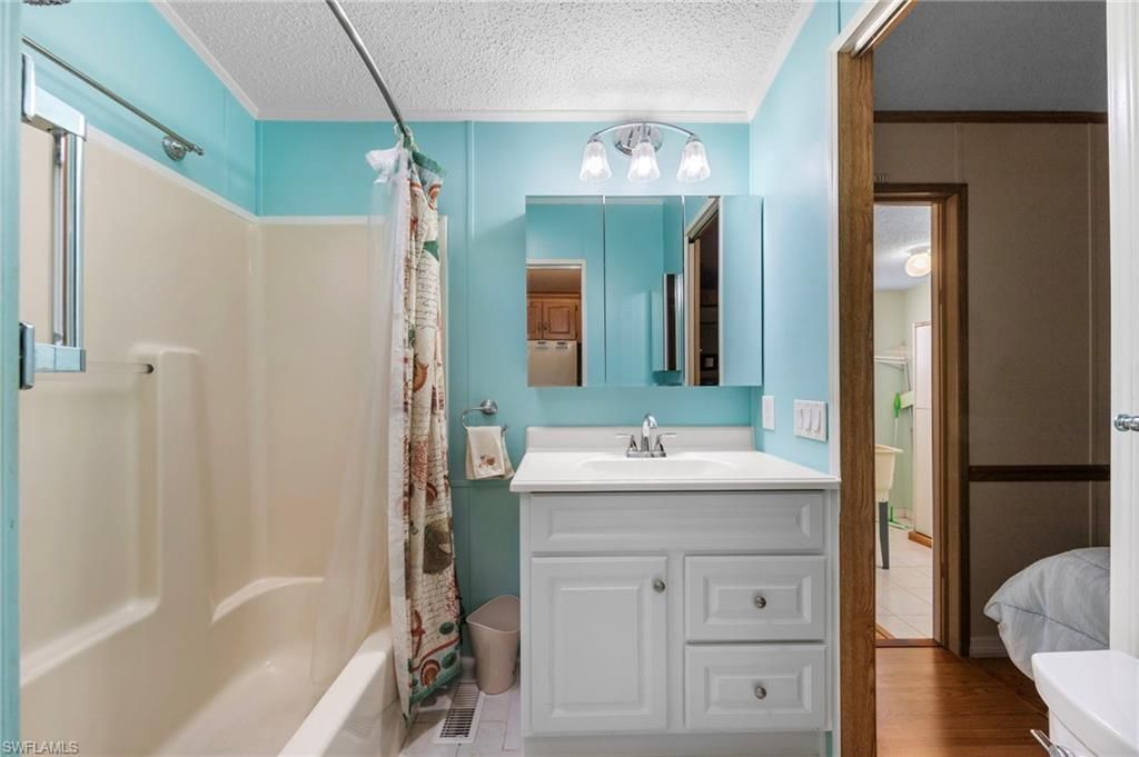 8547 Firwood Dr, Estero, FL 33928 Photo