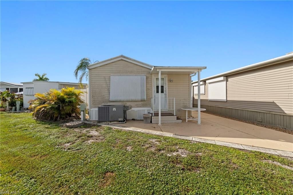 8547 Firwood Dr, Estero, FL 33928 Photo