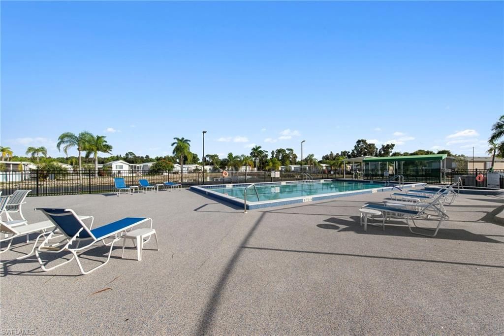 8547 Firwood Dr, Estero, FL 33928 Photo