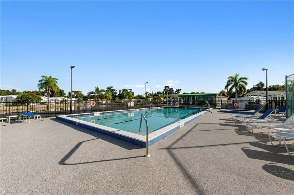 8547 Firwood Dr, Estero, FL 33928 Photo