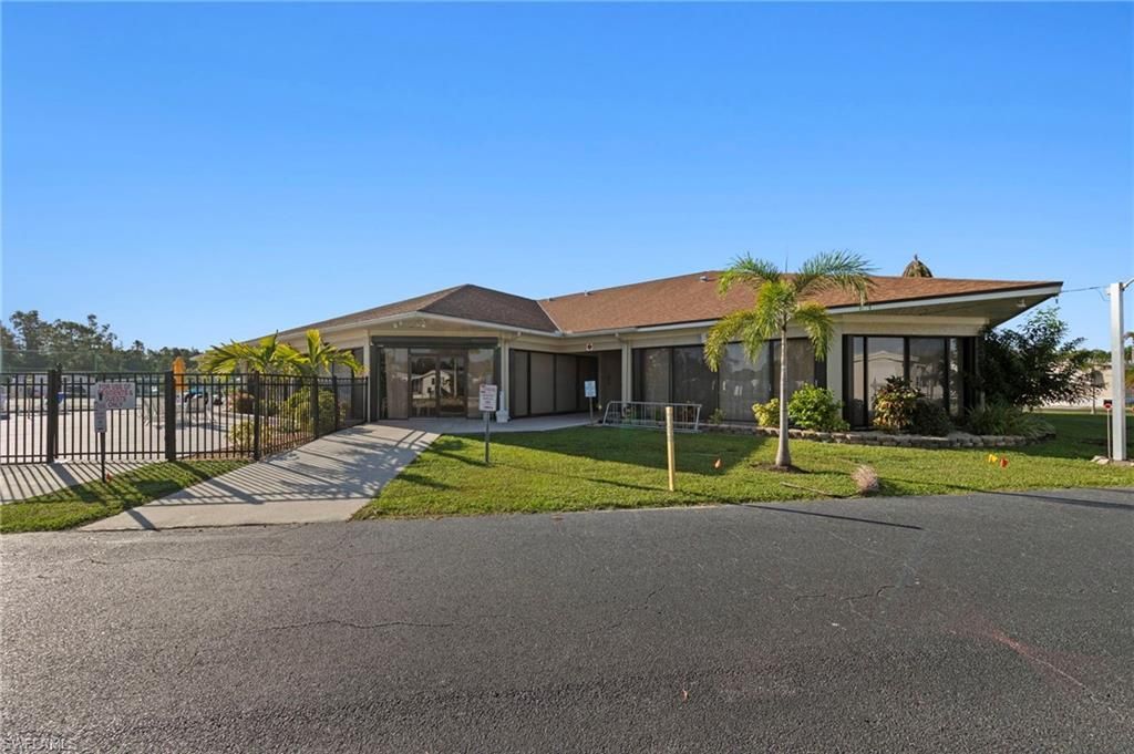 8547 Firwood Dr, Estero, FL 33928 Photo