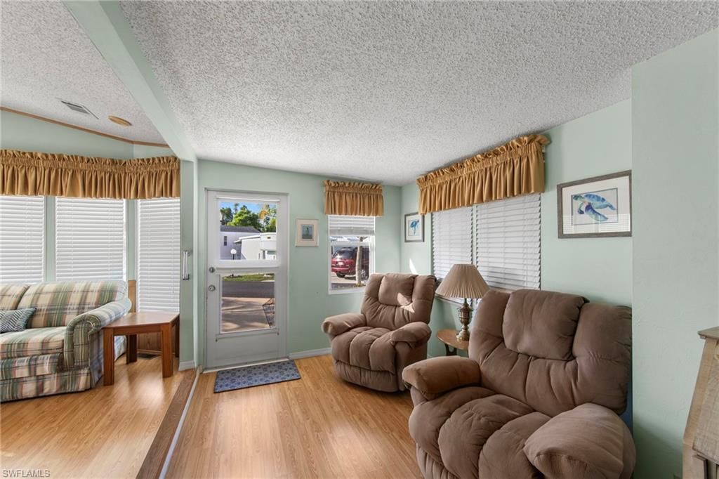 8547 Firwood Dr, Estero, FL 33928 Photo