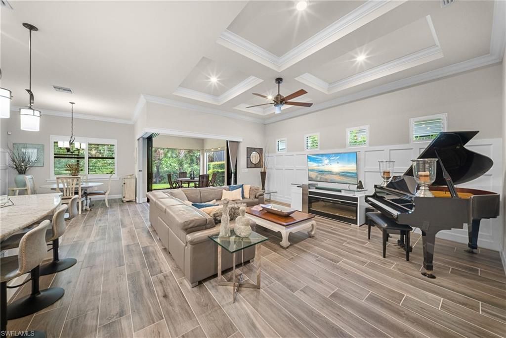 8912 Horned Lark Dr, Naples, FL 34120 Photo