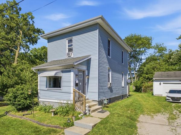 212 N Highland Avenue , Bucyrus, OH 44820