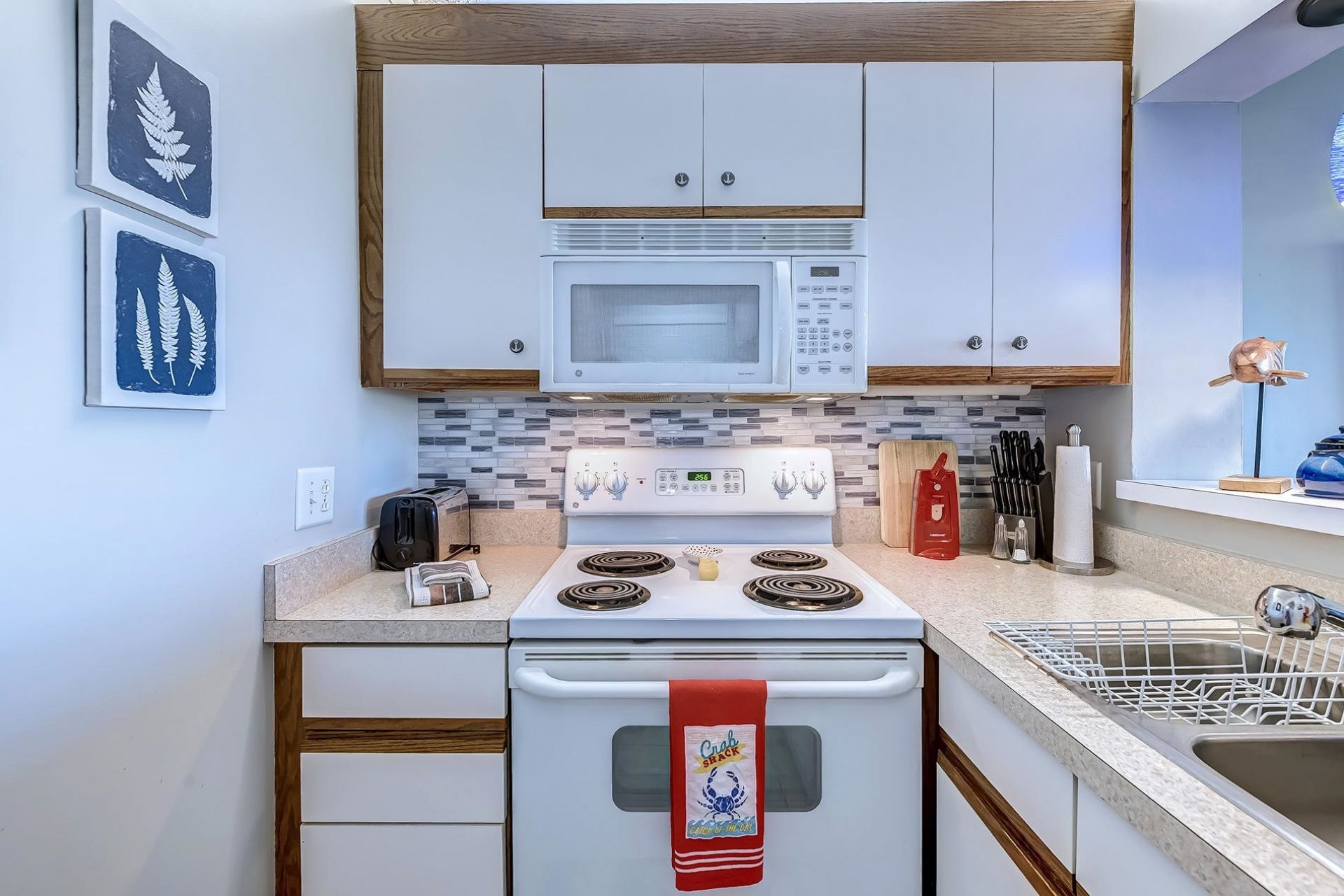 415 Ocean Creek Dr. Photo 10