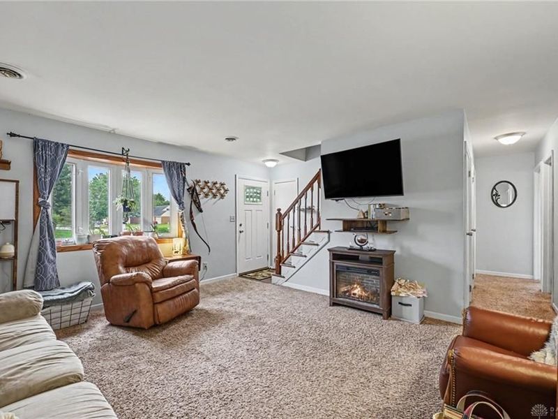 680 Georgia Drive, Xenia, OH 45385 Photo 6