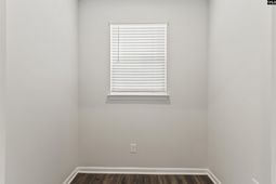 823 Huxley Lane  photo 4