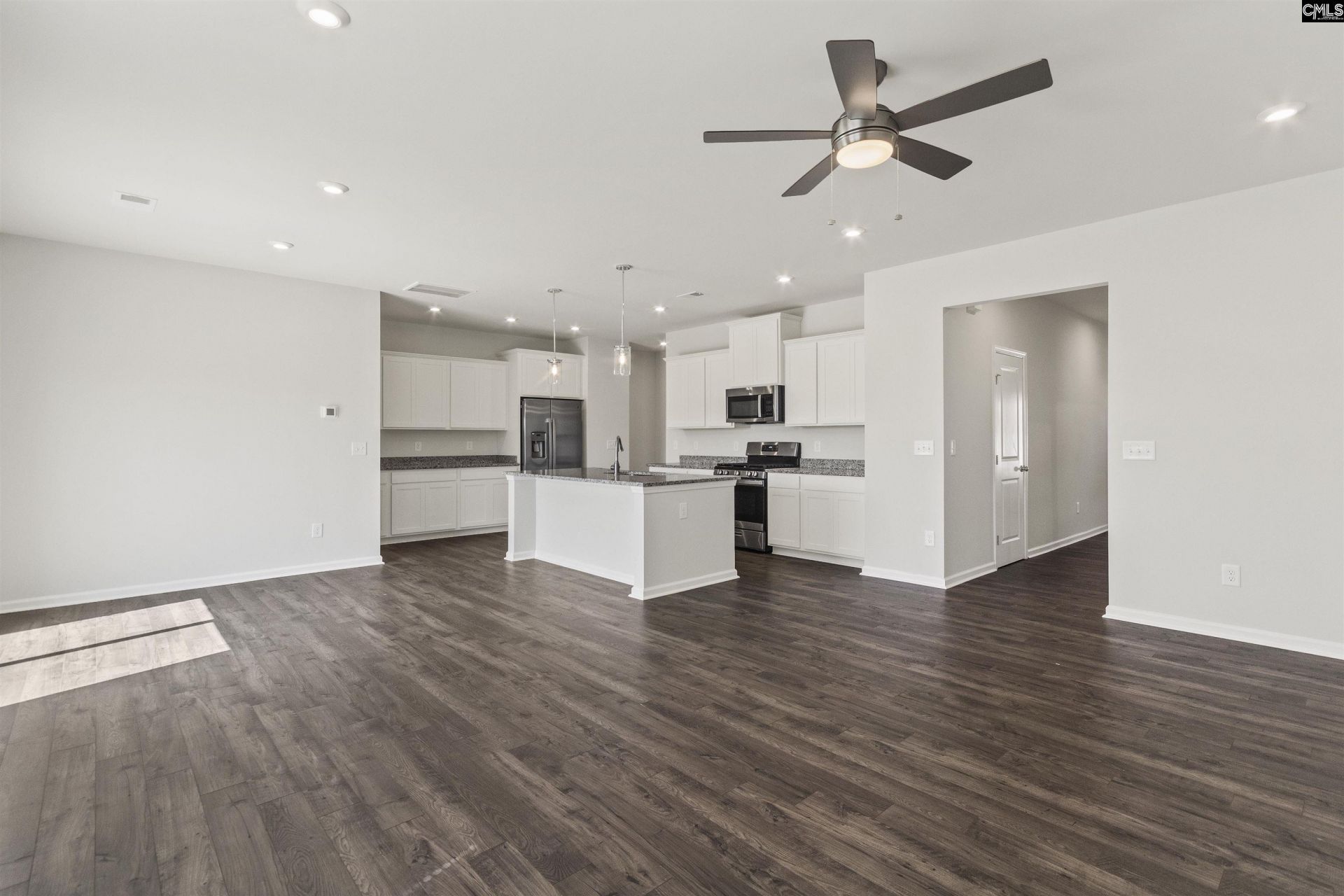 823 Huxley Lane  Photo 7