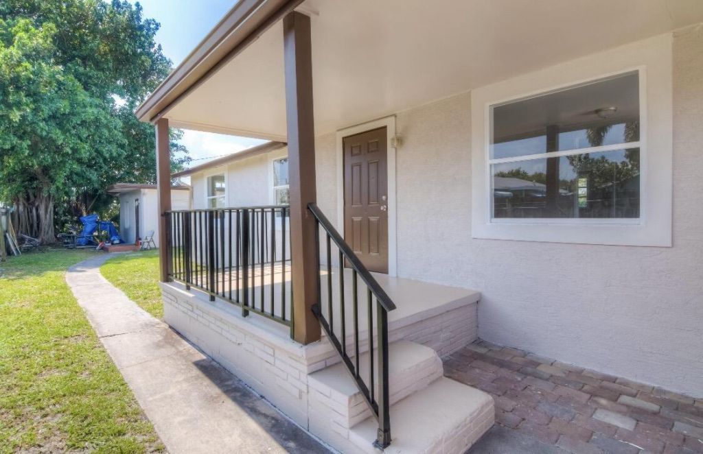 2960 Chickamauga Avenue, West Palm Beach, FL 33409 Photo