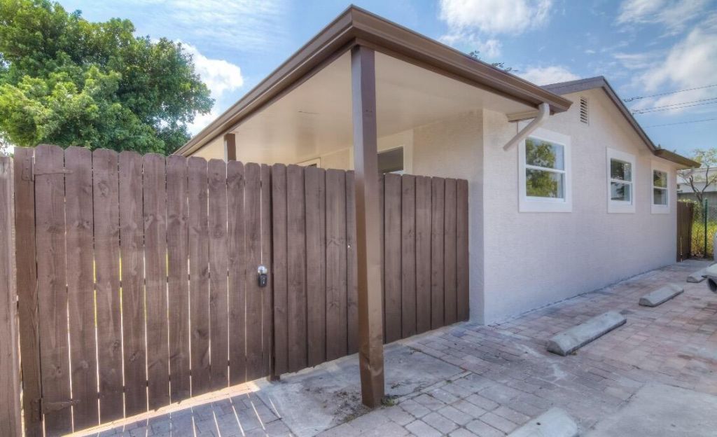 2960 Chickamauga Avenue, West Palm Beach, FL 33409 Photo