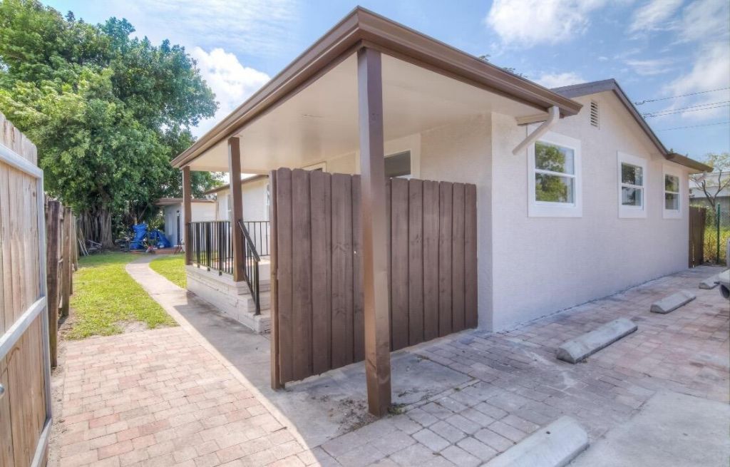 2960 Chickamauga Avenue, West Palm Beach, FL 33409 Photo