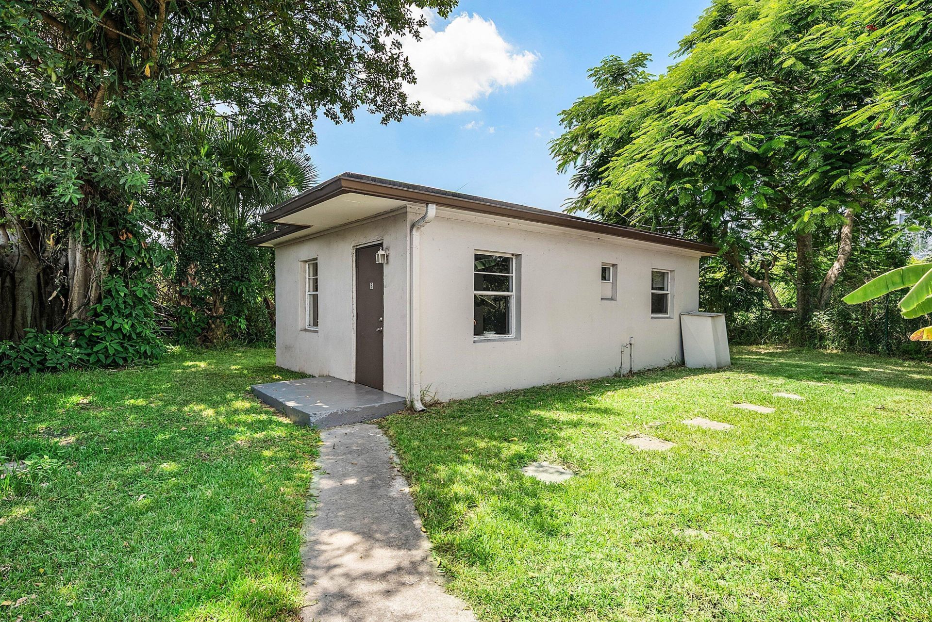 2960 Chickamauga Avenue, West Palm Beach, FL 33409 Photo