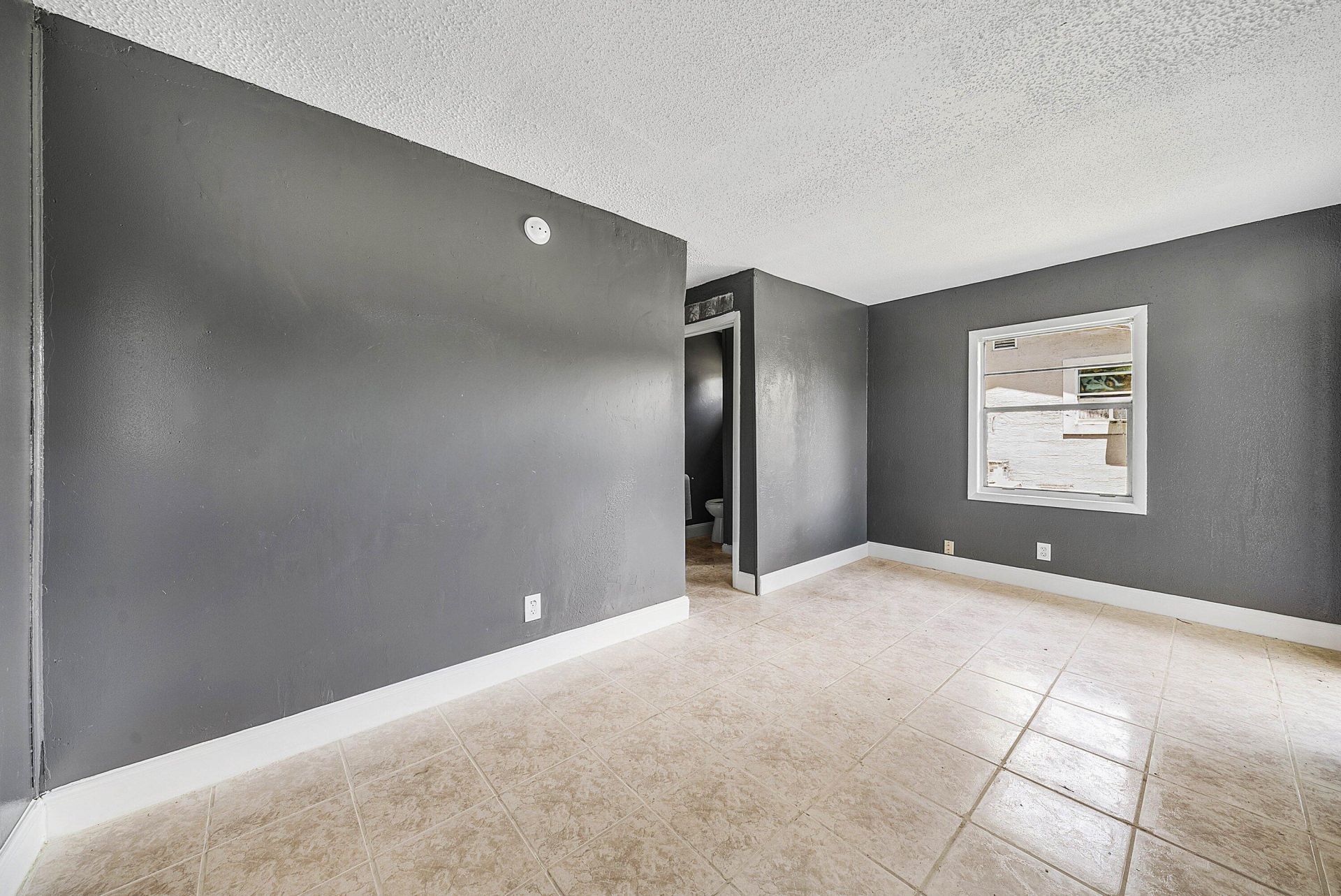 2960 Chickamauga Avenue, West Palm Beach, FL 33409 Photo