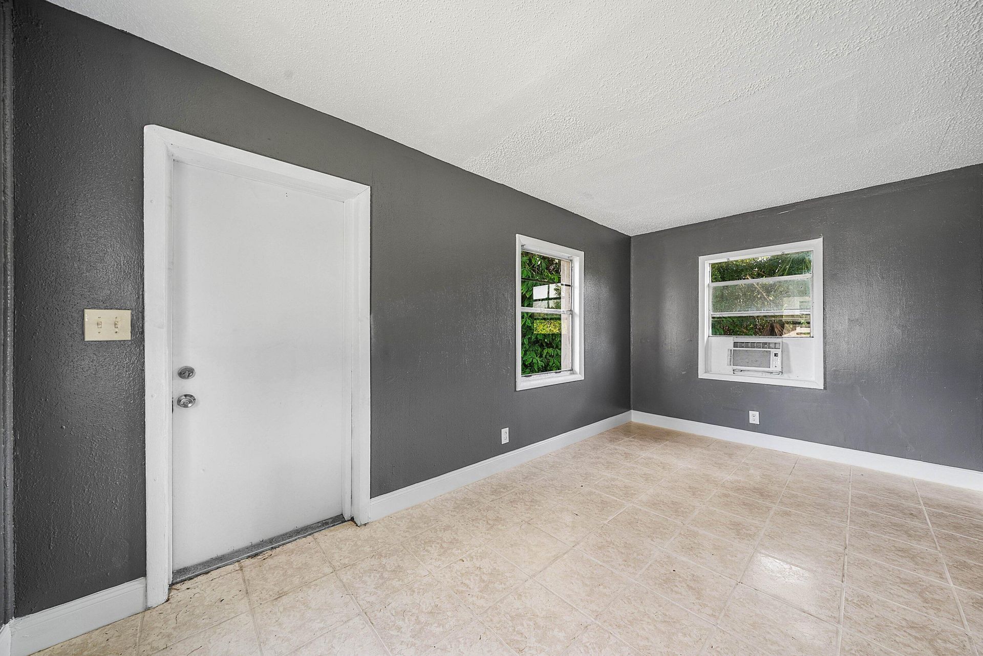 2960 Chickamauga Avenue, West Palm Beach, FL 33409 Photo