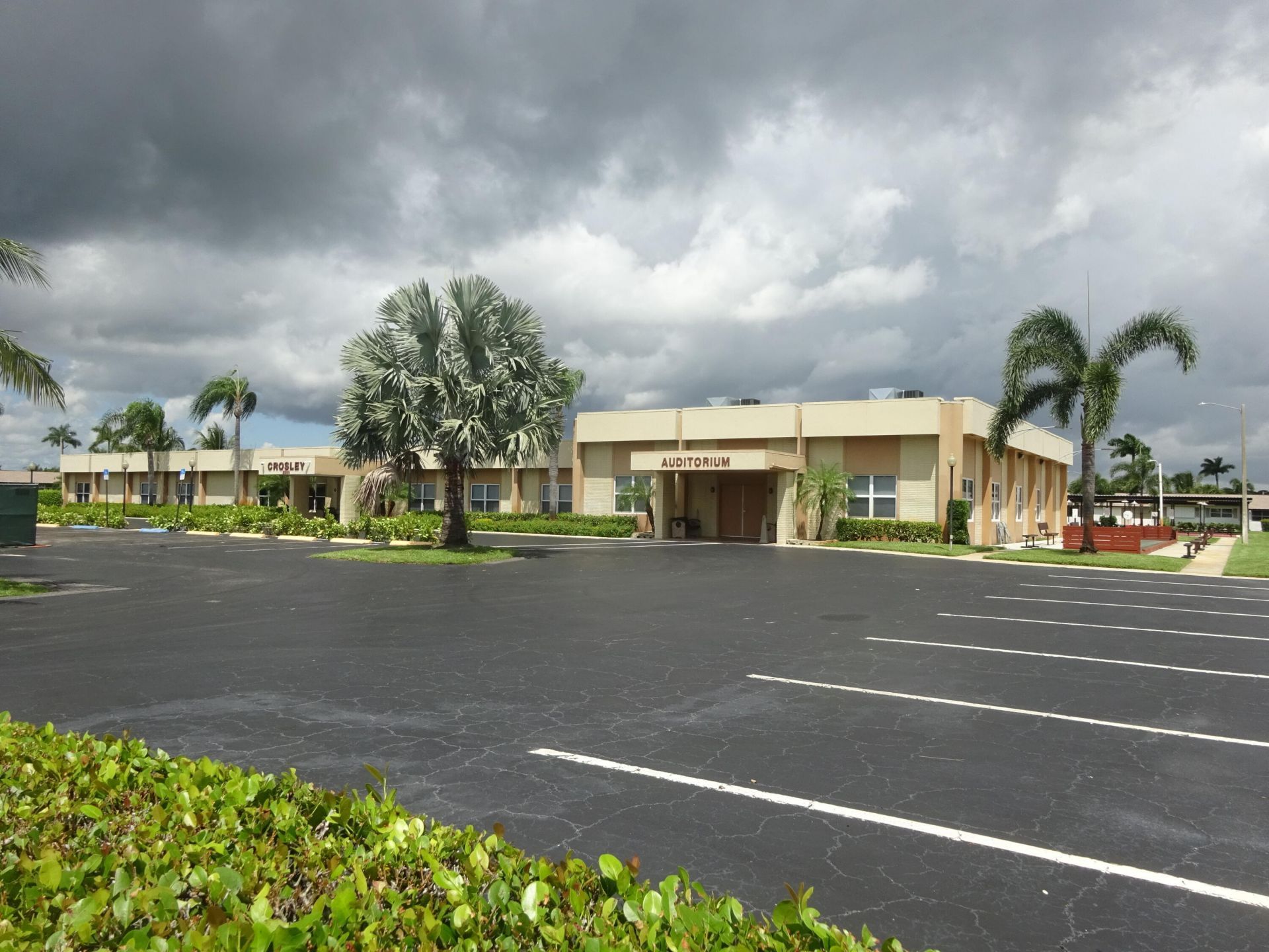 2864 Crosley Drive E, Unit A, West Palm Beach, FL 33415 Photo