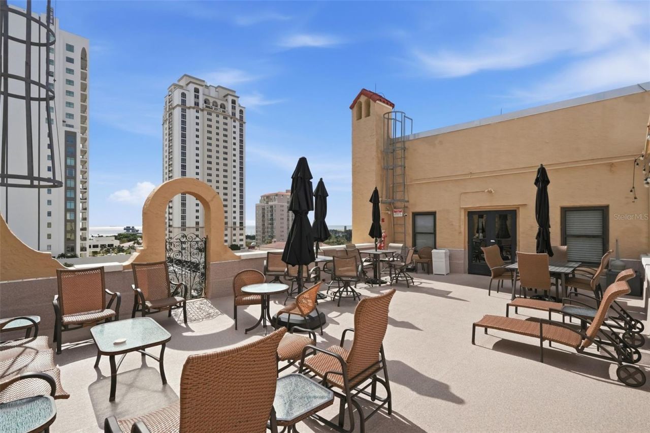 130 4th Avenue N, Unit 504, Saint Petersburg, FL 33701 Photo