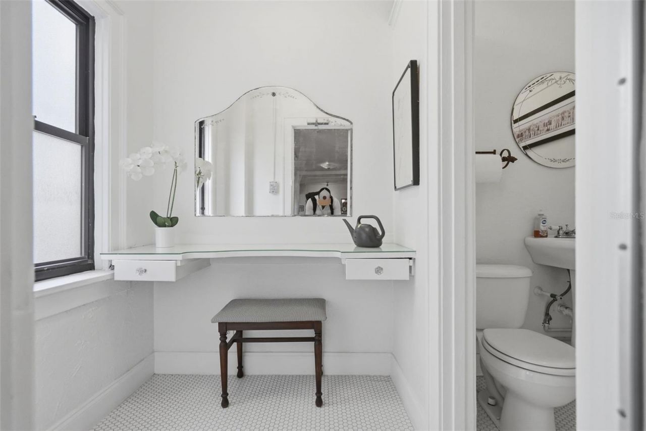 130 4th Avenue N, Unit 504, Saint Petersburg, FL 33701 Photo