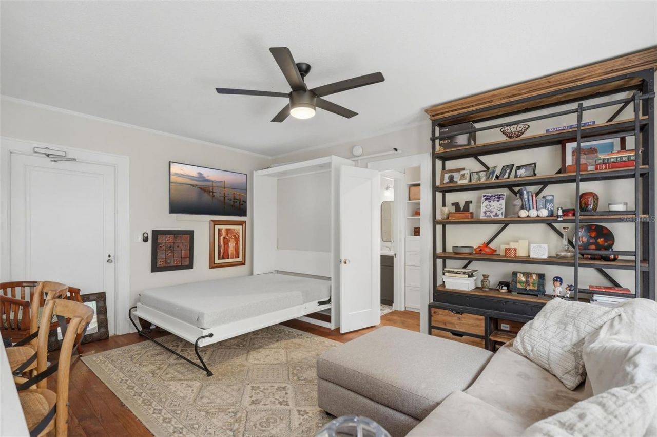 130 4th Avenue N, Unit 504, Saint Petersburg, FL 33701 Photo