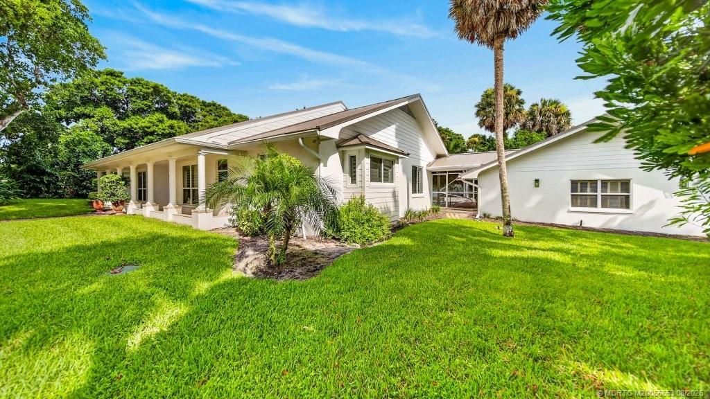 15 W High Point Road, Sewalls Point, FL 34996 Photo