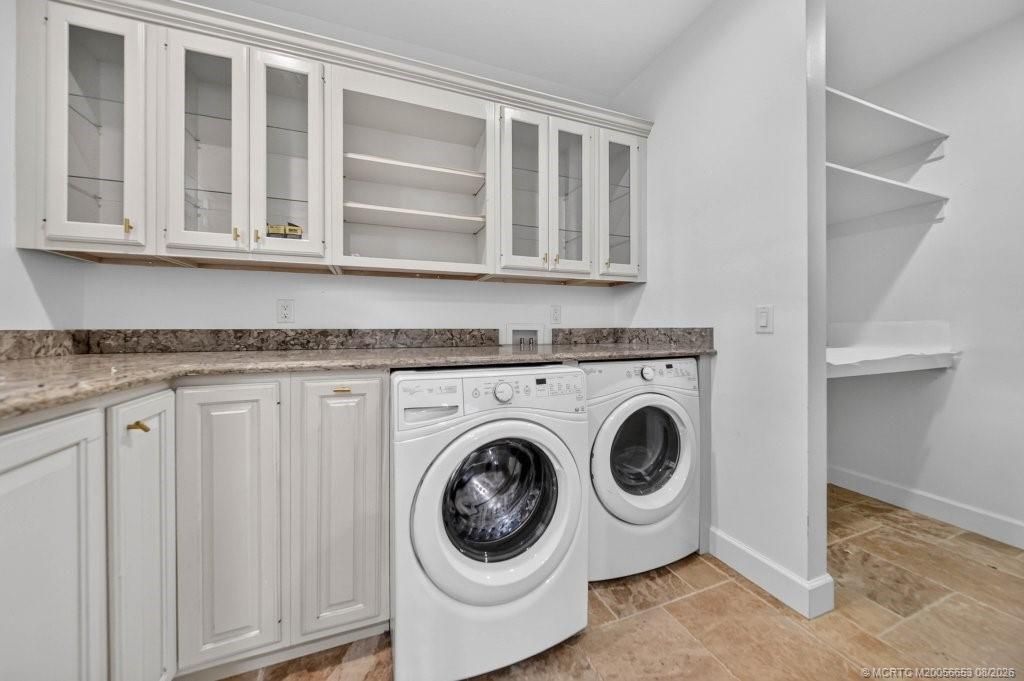 15 W High Point Road, Sewalls Point, FL 34996 Photo