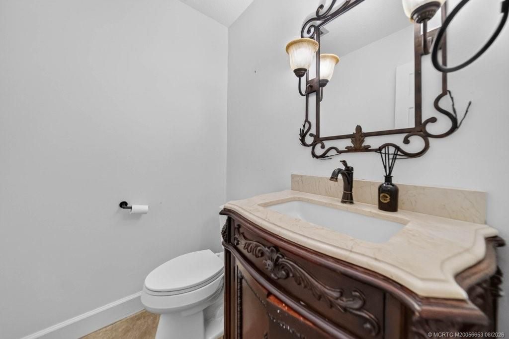 15 W High Point Road, Sewalls Point, FL 34996 Photo