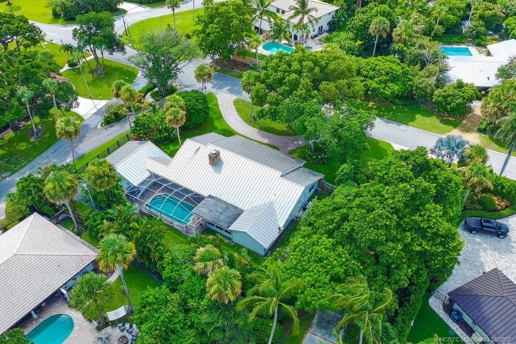 15 W High Point Road, Sewalls Point, FL 34996 Photo