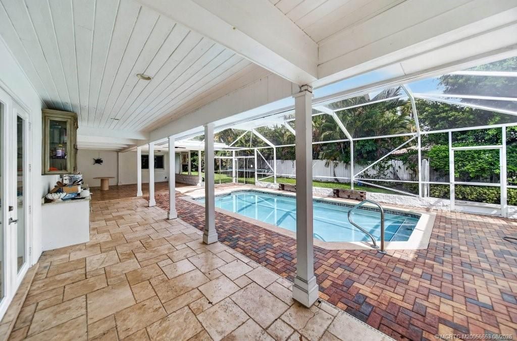 15 W High Point Road, Sewalls Point, FL 34996 Photo