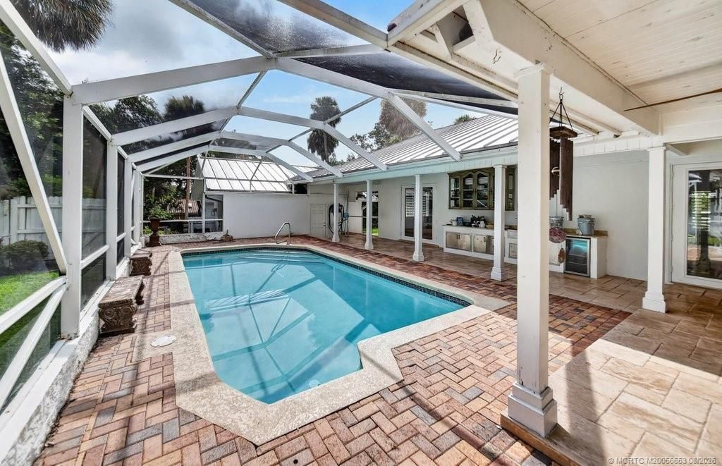 15 W High Point Road, Sewalls Point, FL 34996 Photo