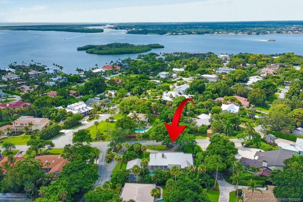 15 W High Point Road, Sewalls Point, FL 34996 Photo