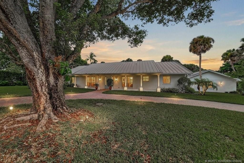 15 W High Point Road, Sewalls Point, FL 34996 Photo