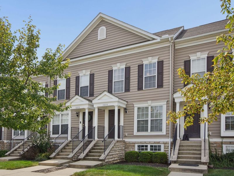 5275 Royal Arch Cascade Drive, Unit 29, Dublin, OH 43016 Photo 1