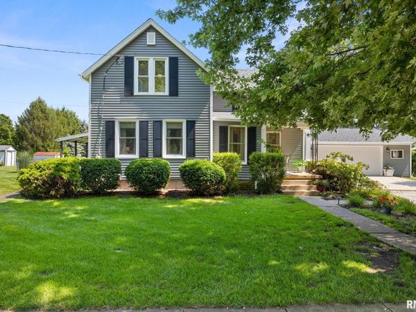226 S UNION Street, Toulon, IL 61483
