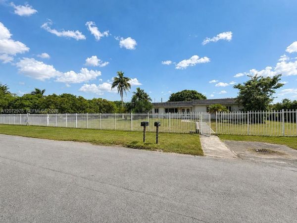 20890 SW 236th St , Homestead, FL 33031