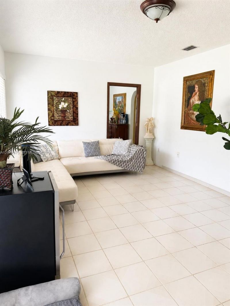 20890 SW 236th St, Homestead, FL 33031 Photo