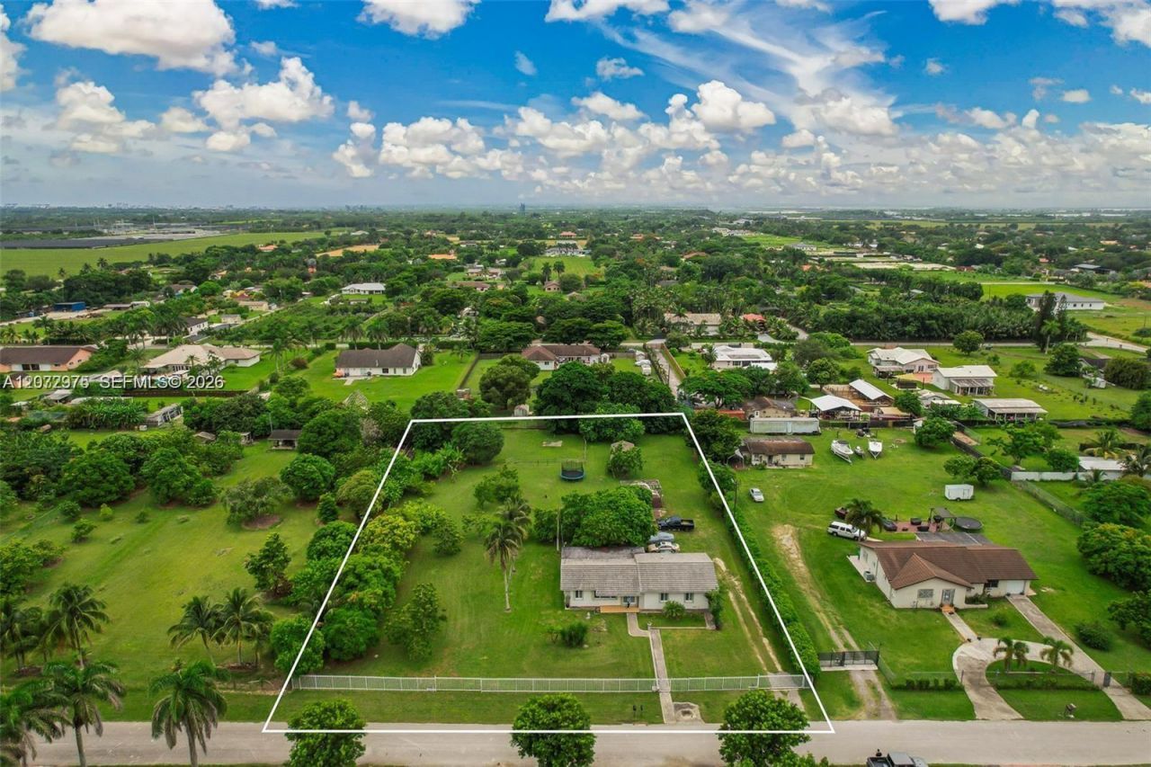 20890 SW 236th St, Homestead, FL 33031 Photo
