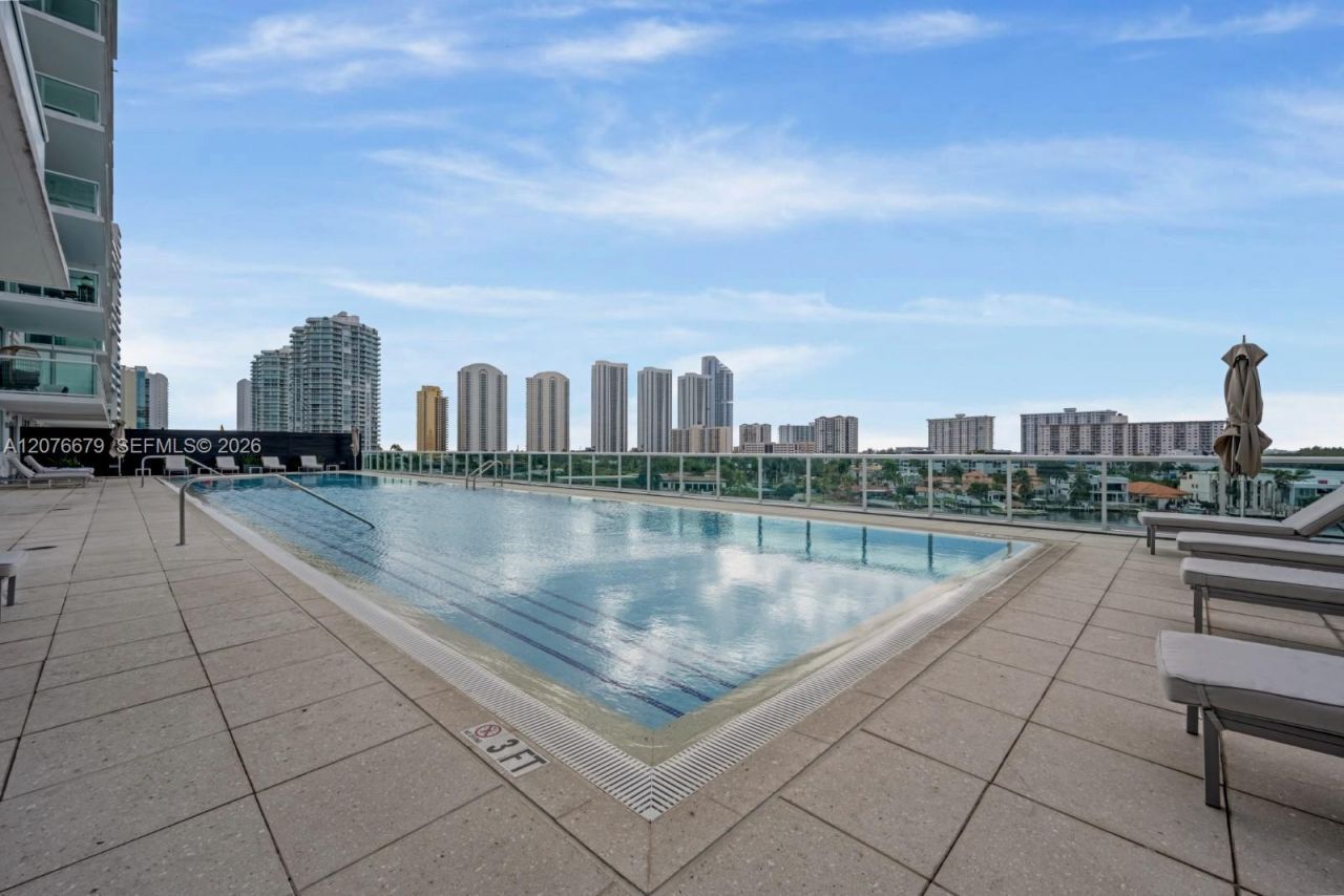 400 Sunny Isles Blvd , Unit 908, Sunny Isles Beach, FL 33160 Photo