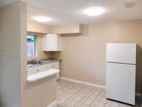 7380 NW 38th St , Unit 3, Davie, FL 33024