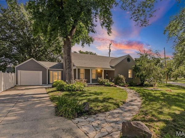 204 Marilyn Drive, O'Fallon, IL 62269