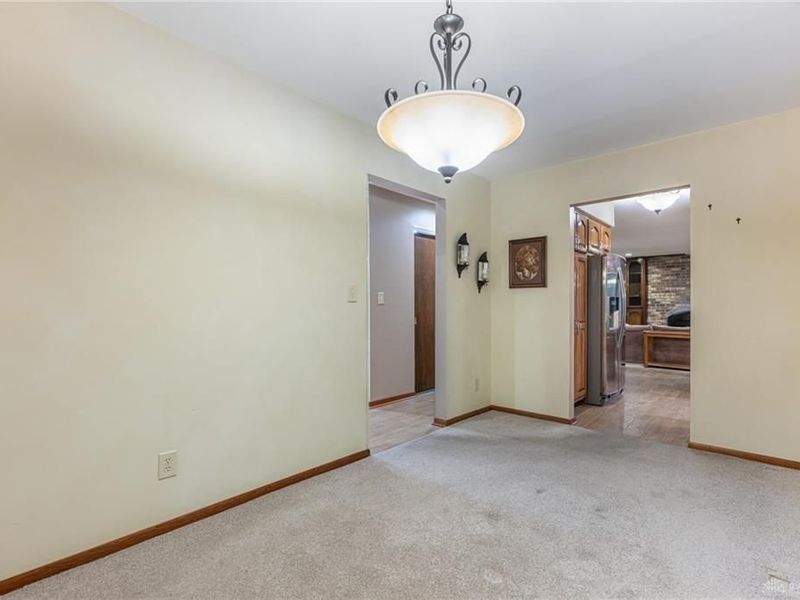 6309 7 Pines Drive, West Carrollton, OH 45449 Photo 18