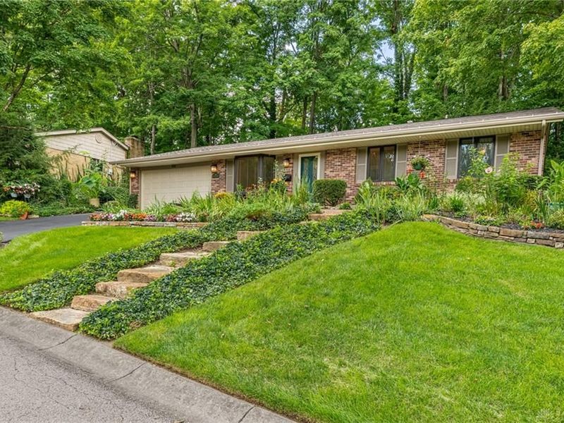 6309 7 Pines Drive, West Carrollton, OH 45449 Photo 3