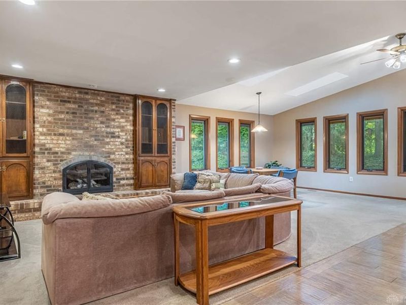 6309 7 Pines Drive, West Carrollton, OH 45449 Photo 4