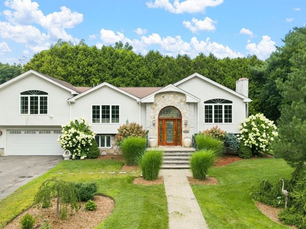 1298 Rebecca Rd, Dighton, MA 02764