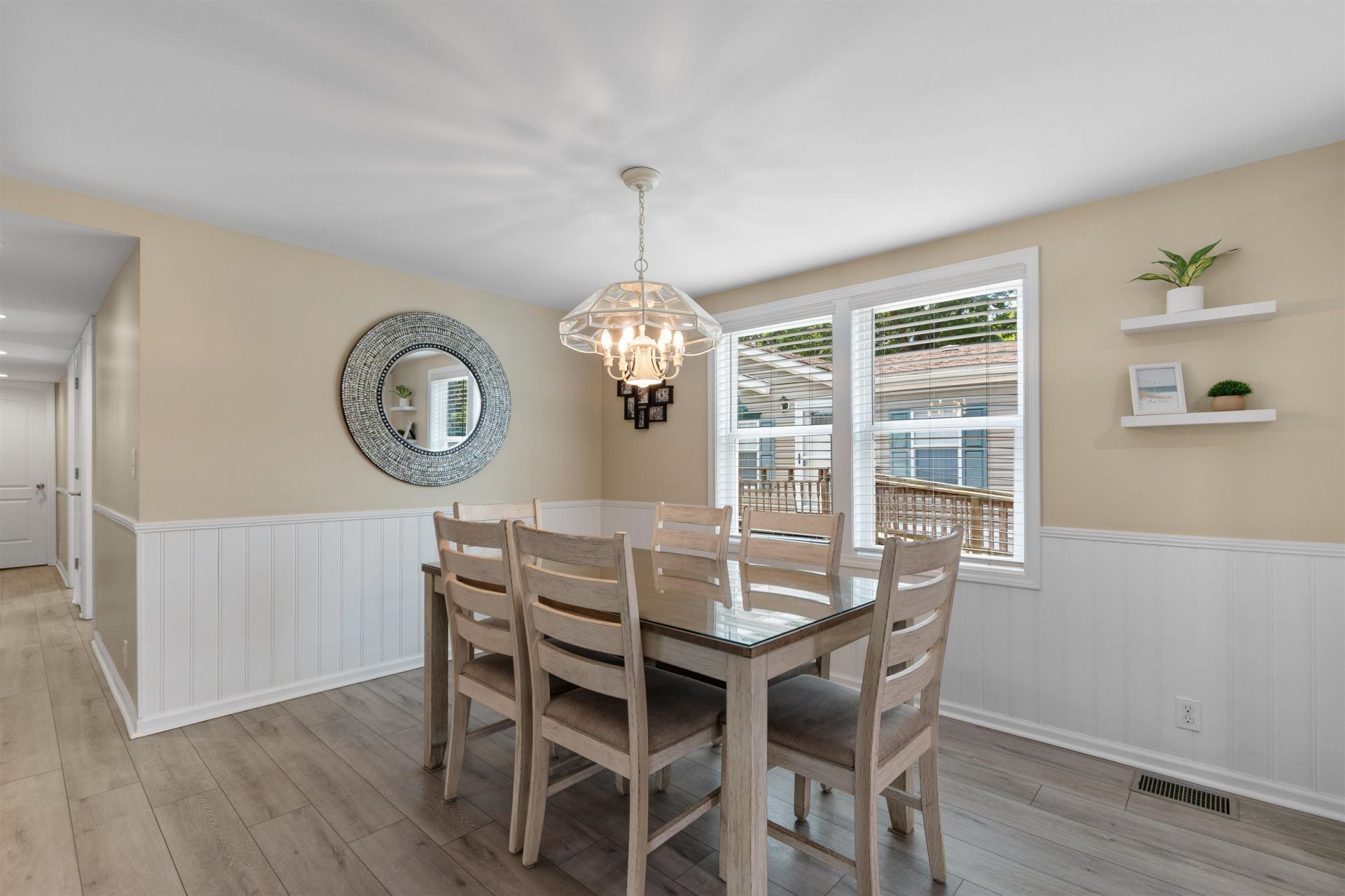 9700 Kings Rd. Photo 10