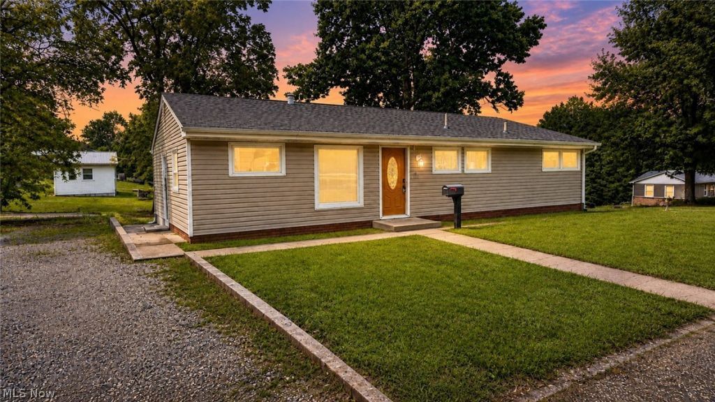 80 Poplar Drive, McConnelsville, OH 43756 Main Photo